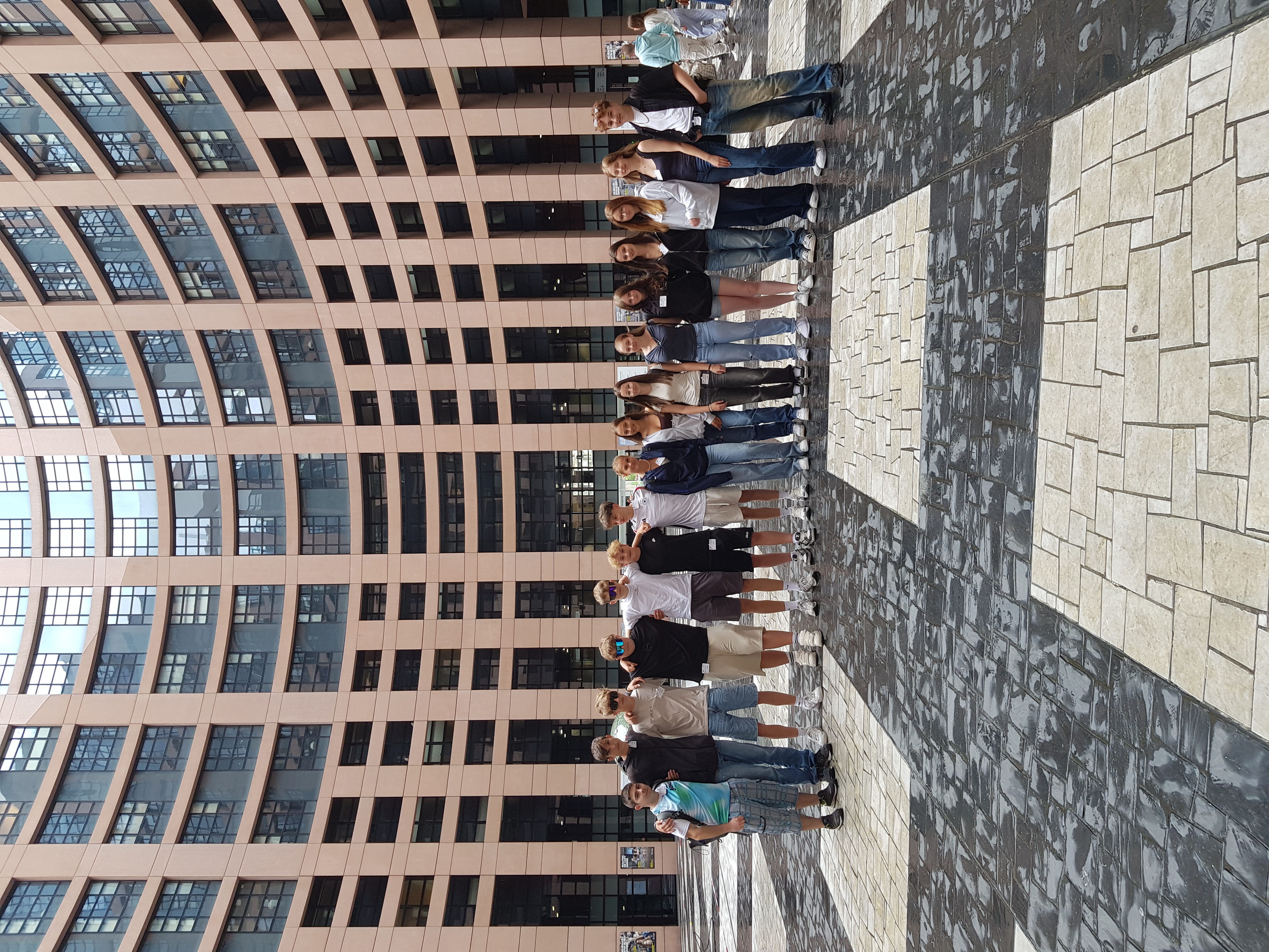 68e8c0063f7875.96984568_Straßburg EU.jpg